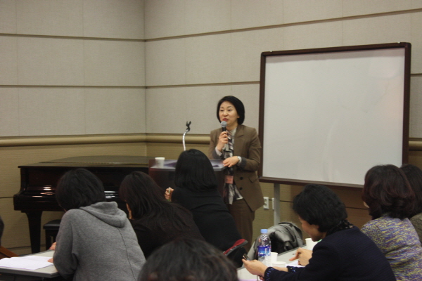 한국가정법률상담소 전국지부 신년모임(2012.01.13)한국가정법률상담소 전국지부모임4(2012.01.13).JPG