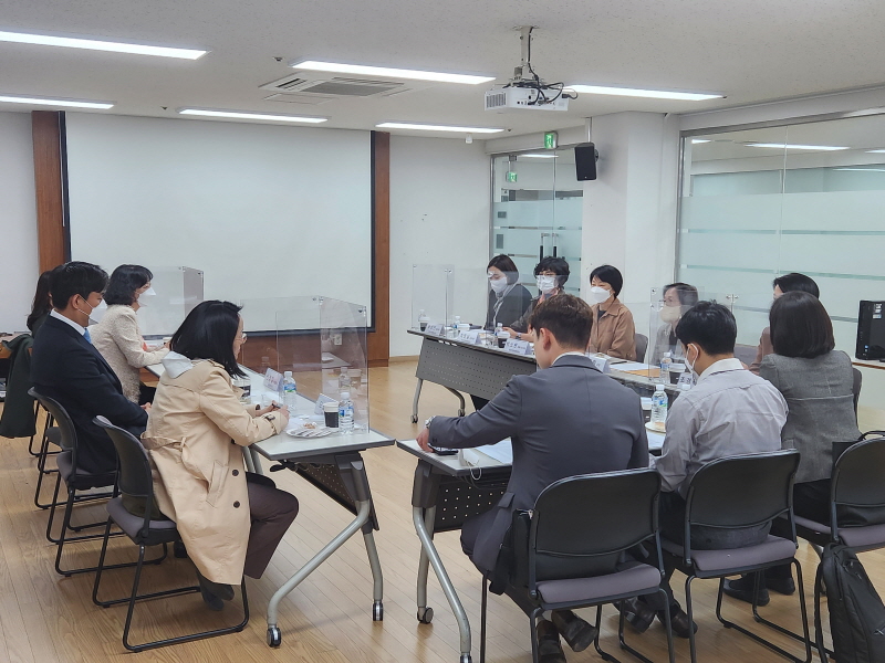 가정법원_소년가정아동보호재판부 상담소 방문_22.10.18가정법원상담소방문1.jpg